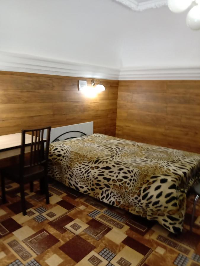 Дерибасовская. Центр Odessa Exterior foto